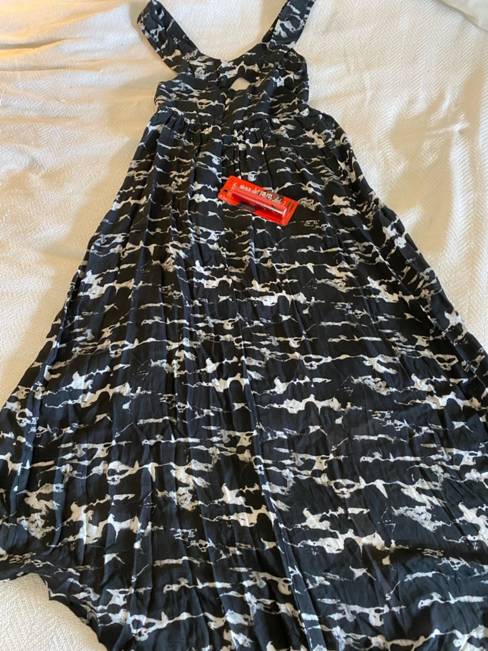 Beautiful flowy X-Small Black & White Maxi Dress Sleeveless lightweight. W/gift.